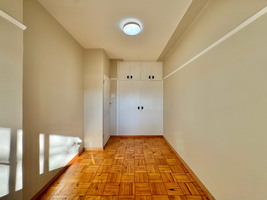 1 Bedroom Property for Sale in Rondebosch Western Cape